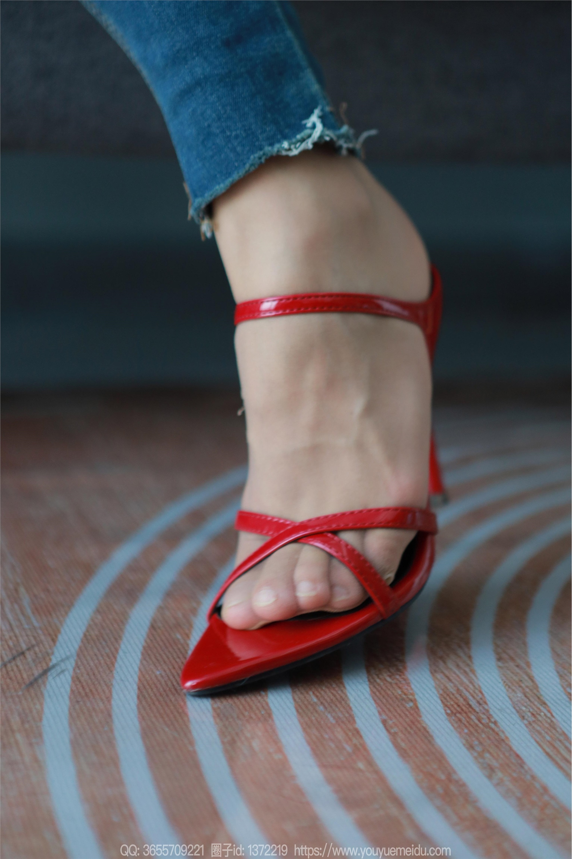 IESS异思趣向  2024.11.17 丝享家 1900 兔兔《裤里丝（上）》